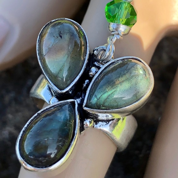 SOLD Labradorite Ring - Picture 6 of 8